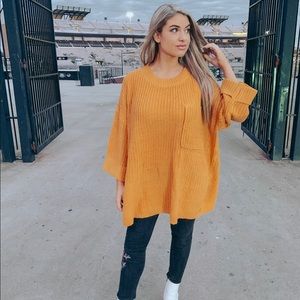 One size Oversized Woven Mustard Sweater⭐️